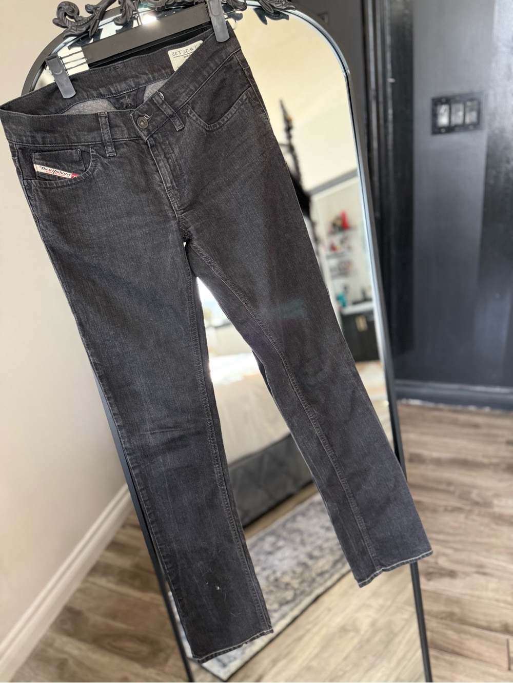 Diesel Women’s Straight Leg Jeans in Washed Black